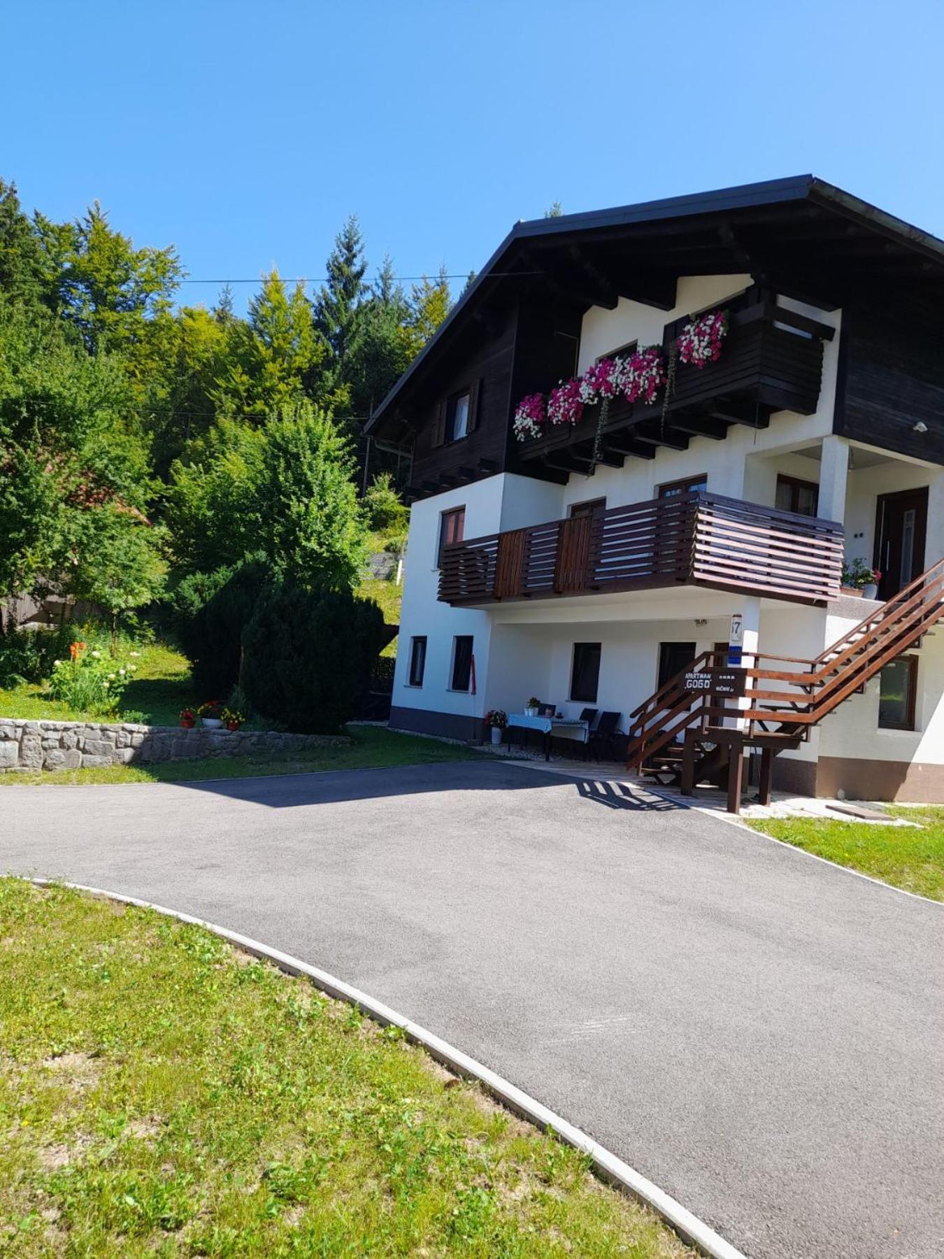 Gogo Lägenhet Delnice Exteriör bild